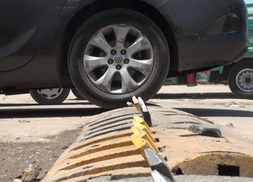 من آذى المسلمين في طرقهم وجبت عليه لعنتهم .. حكم السير عكس الاتجاه في الإسلام من آذى المسلمين في طرقهم وجبت عليه لعنتهم .. حكم السير عكس الاتجاه في الإسلام