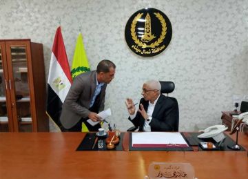 شمال سيناء تبحث ملف تعويضات المتضررين من أعمال الإزالات بميناء العريش شمال سيناء تبحث ملف تعويضات المتضررين من أعمال الإزالات بميناء العريش