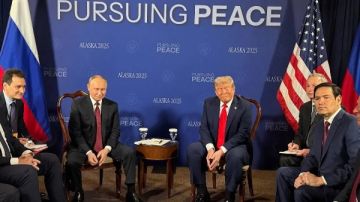 قمة ألاسكا.. بوتين وترامب امتنعا عن الإدلاء بتصريحات صحفية قمة ألاسكا.. بوتين وترامب امتنعا عن الإدلاء بتصريحات صحفية