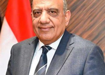 وزير الكهرباء يتعرض لحادث سير على طريق القاهرة الإسكندرية