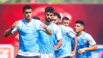 ياسين مرعي وأحمد رضا يشاركان في مران الأهلي بشكل طبيعي.. تفاصيل ياسين مرعي وأحمد رضا يشاركان في مران الأهلي بشكل طبيعي.. تفاصيل