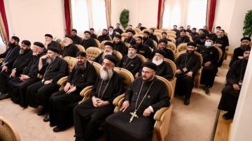 الاجتماع الشهري لكهنة إيبارشية سمالوط بحضور الأنبا بفنوتيوس صور الاجتماع الشهري لكهنة إيبارشية سمالوط بحضور الأنبا بفنوتيوس صور
