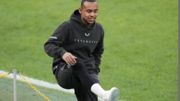 مارسيليا يتعاقد مع الجناح البرازيلي بايكساو من فينورد مارسيليا يتعاقد مع الجناح البرازيلي بايكساو من فينورد