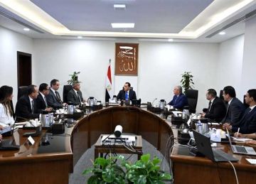 مجلس الوزراء: عقد دورات تثقيفية للعاملين في المجال الإعلامي