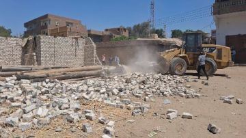 محافظ أسيوط: إزالة 32 حالة تعد على أراضي زراعية وأملاك دولة محافظ أسيوط: إزالة 32 حالة تعد على أراضي زراعية وأملاك دولة