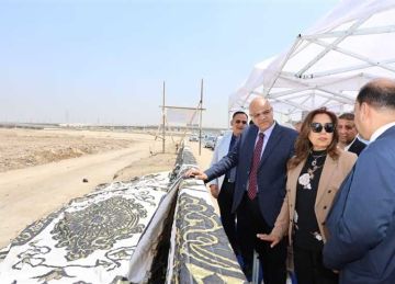 وزيرة التنمية المحلية: رفع 675 ألف طن تراكمات من أسفل محور العصار بالقليوبية