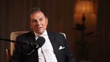 حاتم باشات: هناك فرصا استثمارية واعدة للشركات المصرية لإعادة الإعمار بالسودان