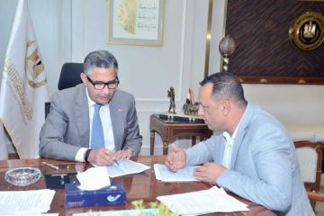 وزير التموين والتجارة الداخلية يلتقي بعدد من السادة أعضاء مجلسي النواب والشيوخ