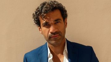 صدقي صخر ينضم لأبطال مسلسل لا ترد ولا تستبدل مع دينا الشربيني