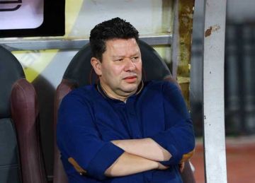  عالة على الفريق .. هجوم ناري من رضا عبدالعال على ثنائي الأهلي