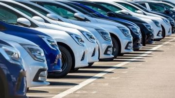 تراجع كبير في أسعار السيارات لهذا السبب.. الشعبة توضح
