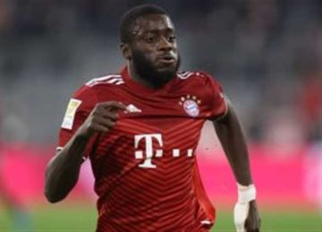 تقارير: مانشستر يونايتد يستهدف التعاقد مع أوباميكانو