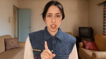 لفظ غير لائق وفيديوهات هزار وضحك.. ننشر الجزء الثاني من اعترافات البلوجر علياء قمرون لفظ غير لائق وفيديوهات هزار وضحك.. ننشر الجزء الثاني من اعترافات البلوجر علياء قمرون