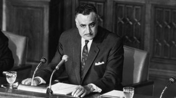 خبير: مسؤول بريطاني أبلغ عبد الناصر أن بريطانيا لن تخرج من مصر إلا بالدم خبير: مسؤول بريطاني أبلغ عبد الناصر أن بريطانيا لن تخرج من مصر إلا بالدم