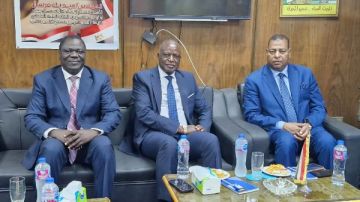 لو حابب تستثمر.. سفير كينيا يكشف عن تسهيلات تقدمها بلاده للمصريين لو حابب تستثمر.. سفير كينيا يكشف عن تسهيلات تقدمها بلاده للمصريين