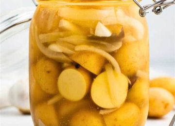 مش هتبطلي تاكليه .. حضري مخلل البطاطس زي المطاعم (الطريقة والمكونات) مش هتبطلي تاكليه .. حضري مخلل البطاطس زي المطاعم (الطريقة والمكونات)