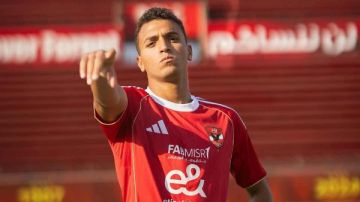 الأهلي يعلن إصابة ياسين مرعي بشد في العضلة الخلفية.. تفاصيل الأهلي يعلن إصابة ياسين مرعي بشد في العضلة الخلفية.. تفاصيل