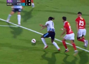 خبير: بيراميدز لم يستحق خطأ في كرة مايلي.. والحكم تأثر خبير: بيراميدز لم يستحق خطأ في كرة مايلي.. والحكم تأثر