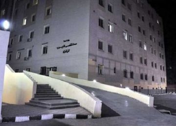 عودة الحركة المرورية على الطريق الدائري بعد حادث تصادم سيارتي نقل وميكروباص عودة الحركة المرورية على الطريق الدائري بعد حادث تصادم سيارتي نقل وميكروباص