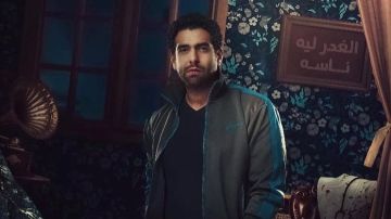 مش من حق حد يخترق خصوصيتي.. محمد كيلاني ينتقد تصرفات بعض الصحفيين في عزاء تيمور تيمور