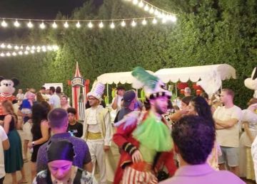 مهرجان الشارع يجذب السياح في فنادق الغردقة ويعزز رسائل الأمن والأمان بالبحر الأحمر