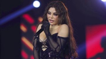 هيفاء وهبي تشعل مسرح فوروم دي بيروت بحفل كامل العدد هيفاء وهبي تشعل مسرح فوروم دي بيروت بحفل كامل العدد