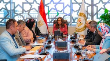 البيئة تعتزم تشجيع مصانع الأسمنت على التوجه للوقود البديل البيئة تعتزم تشجيع مصانع الأسمنت على التوجه للوقود البديل