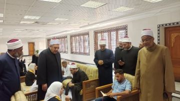 قيادات المعاهد الأزهرية يتابعون مبادرة يوم السرد القرآني .. صور