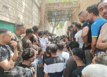 أهالي منطي يشيعون جثمان ضحية حادث حفل محمد رمضان بـ شبرا الخيمة (صور)