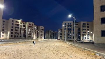 الانتهاء من تركيب وإنارة 750 عمودا لخدمة أهالي مساكن الفيروز بمدينة بورفؤاد