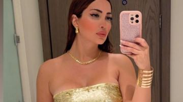 توب لامع نسرين طافش تخطف الأنظار بإطلالة جذابة توب لامع نسرين طافش تخطف الأنظار بإطلالة جذابة