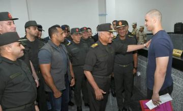 وزير الدفاع يتفقد اختبارات القبول بالأكاديمية العسكرية المصرية والكليات العسكرية وزير الدفاع يتفقد اختبارات القبول بالأكاديمية العسكرية المصرية والكليات العسكرية