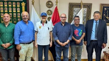 ياسر إدريس يستقبل وفد الاتحادين الكويتي والعربي للسباحة فى إطار تعزيز التعاون الرياضي