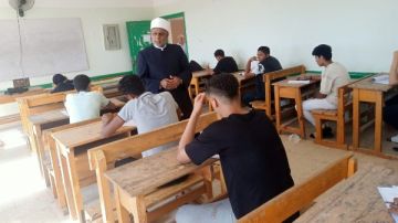 قطاع المعاهد يتابع امتحانات الثانوية الأزهرية للاطمئنان على الانضباط.. صور قطاع المعاهد يتابع امتحانات الثانوية الأزهرية للاطمئنان على الانضباط.. صور
