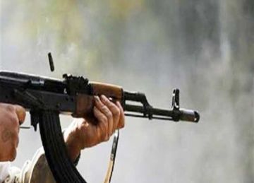 مقتل ربة منزل وإصابة زوجها ونجلها في مشاجرة بالأسلحة النارية بأسوان