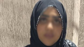 نشر مقاطع مخلة..ترحيل أم سجدة إلي قسم المقطم بعد قرار النيابة نشر مقاطع مخلة..ترحيل أم سجدة إلي قسم المقطم بعد قرار النيابة