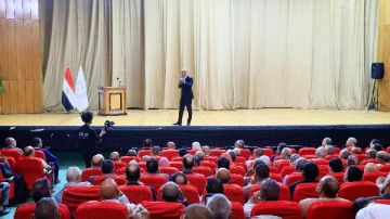 وزير التربية والتعليم يعقد سلسلة لقاءات مع ٤ آلاف من مديري التعليم الثانوي لمناقشة نظام البكالوريا وزير التربية والتعليم يعقد سلسلة لقاءات مع ٤ آلاف من مديري التعليم الثانوي لمناقشة نظام البكالوريا