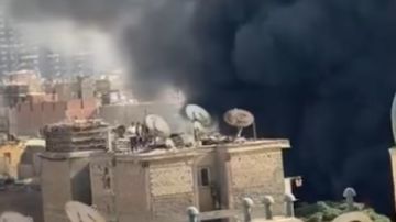 بعد انتشار الأدخنة.. إخلاء 3 عقارات سكنية بمحيط مخزن بولاق أبو العلا