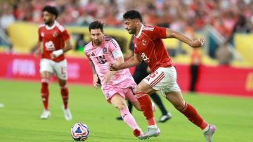 خسارة كبيرة.. رضا عبد العال يحذر الأهلي من رحيل نجمه خسارة كبيرة.. رضا عبد العال يحذر الأهلي من رحيل نجمه