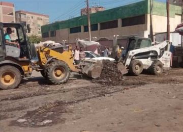 حملة مكبرة لرفع الإشغالات المخالفة بمنطقة حلقة السمك في الزقازيق