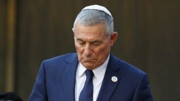 رئيس الوكالة اليهودية يلغي زيارته إلى جنوب أفريقيا خشية مذكرة اعتقال محتملة رئيس الوكالة اليهودية يلغي زيارته إلى جنوب أفريقيا خشية مذكرة اعتقال محتملة