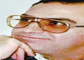 فى ذكرى عام على رحيله.. عاطف بشاى مبدع زاده الكوميديا (ملف خاص)