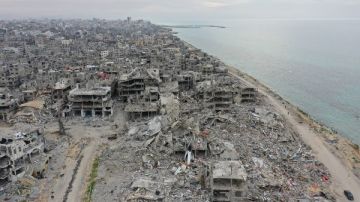5 شهداء و30 مصابا بنيران الاحتلال استهدفت المستفيدين من المساعدات برفح الفلسطينية 5 شهداء و30 مصابا بنيران الاحتلال استهدفت المستفيدين من المساعدات برفح الفلسطينية