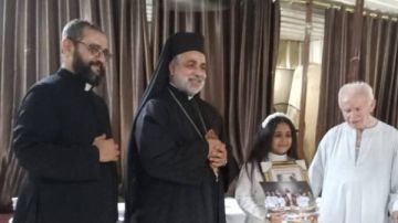 الأنبا عمانوئيل يترأس قداس عيد العذراء والمناولة الاحتفالية برعية مار جرجس بحجازة