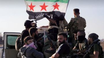 بعد دخول قوات الاحتلال لوزارة الدفاع .. استنفار عسكري وأمني واسع للجيش السوري بعد دخول قوات الاحتلال لوزارة الدفاع .. استنفار عسكري وأمني واسع للجيش السوري