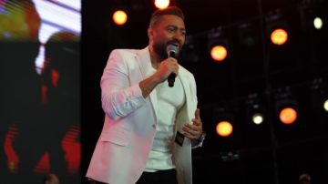 تامر حسني والشامي يتألقان في مهرجان مراسي البحر الأحمر