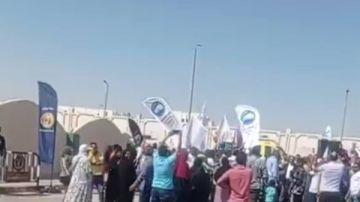 مسيرة بالغردقة لدعم المشاركة في انتخابات مجلس الشيوخ 2025