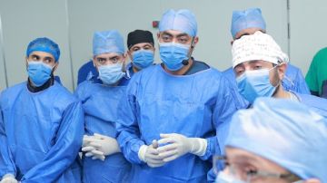 نجاح تغيير الصمام الأورطي بالقسطرة باستخدام التافي بمجمع السويس الطبي