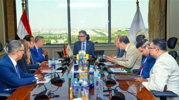 وزير التموين: أولوية قصوى لدعم احتياجات السوق المحلي من السلع الأساسية وزير التموين: أولوية قصوى لدعم احتياجات السوق المحلي من السلع الأساسية