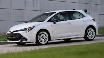 بميزة من الثمانينيات.. تويوتا تحدث أشهر سياراتها بميزة من الثمانينيات.. تويوتا تحدث أشهر سياراتها